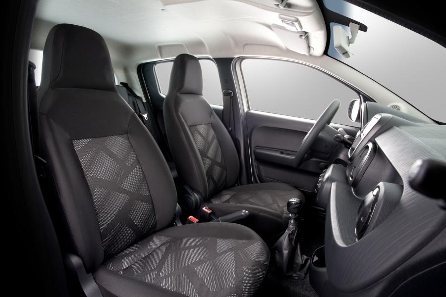 Интерьер Fiat Mobi Easy (341) 2016 года  (фото 18 из 28)